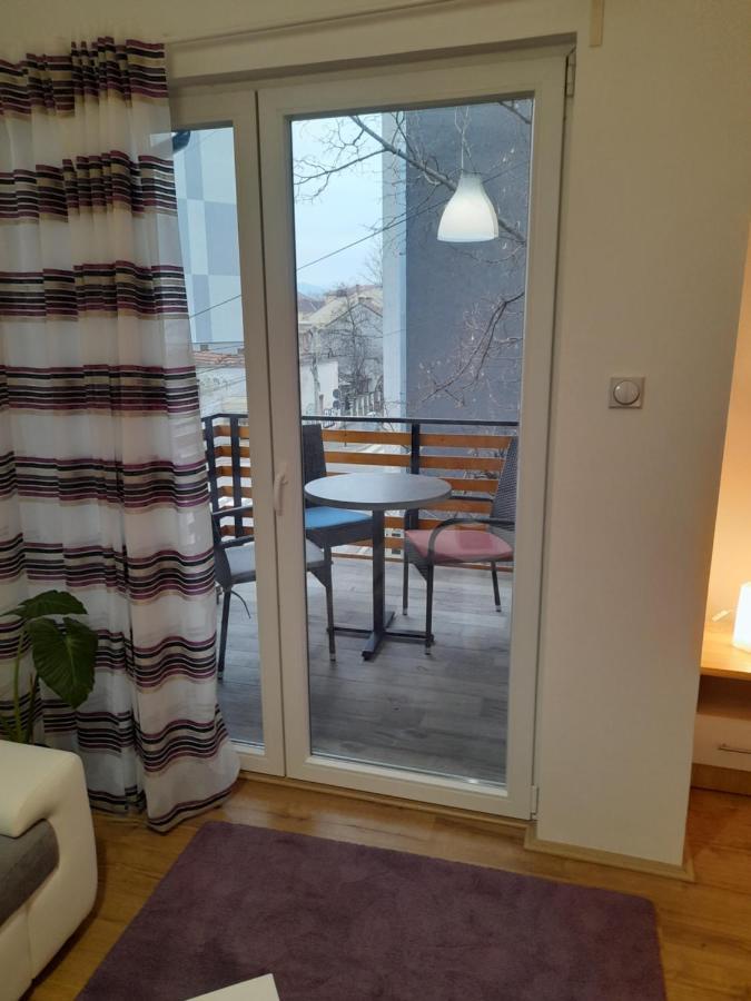 V & V Studio Apartments Ниш Екстер'єр фото