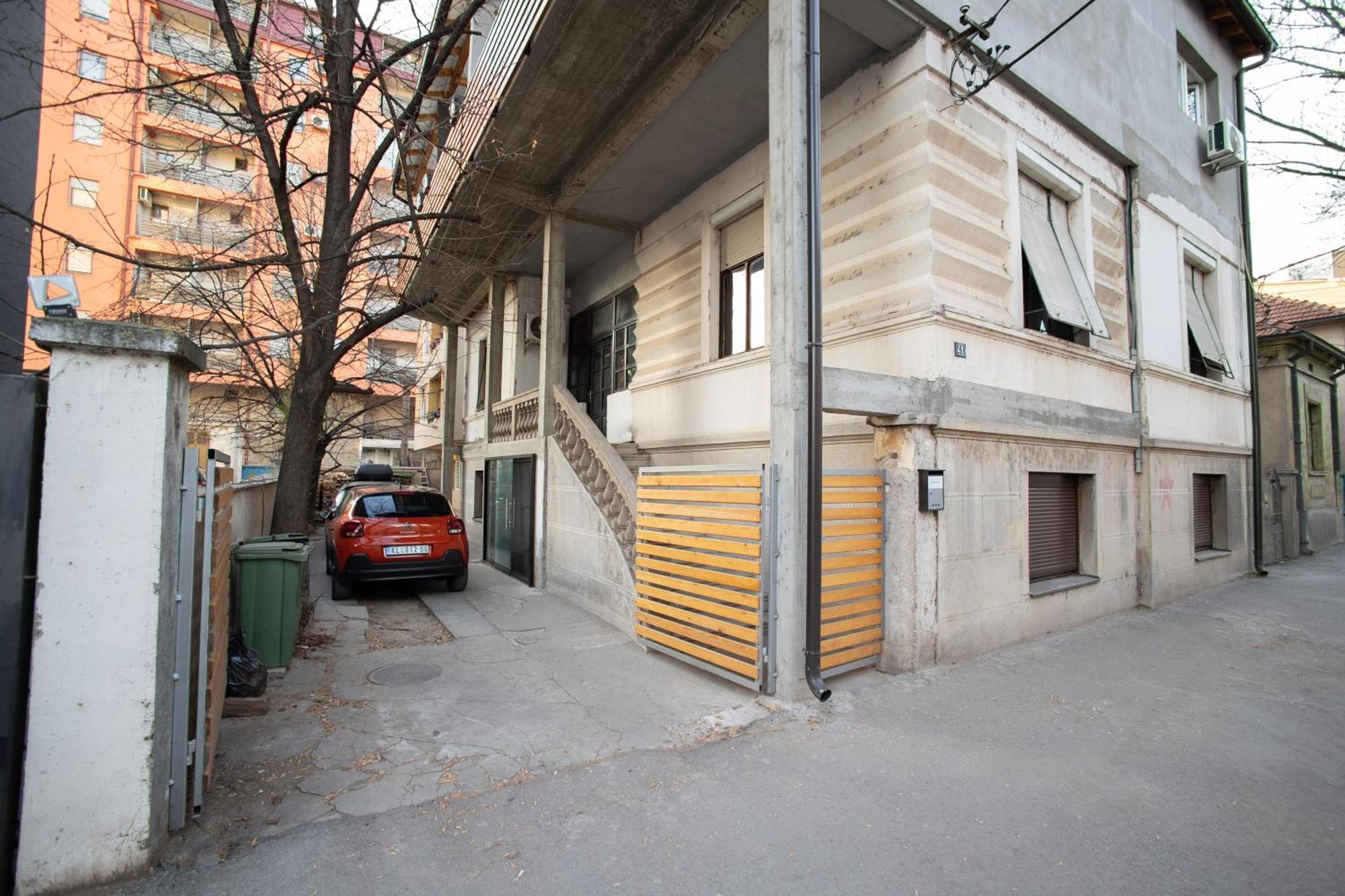 V & V Studio Apartments Ниш Екстер'єр фото